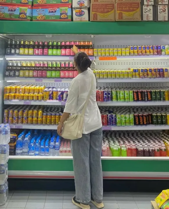 Mini%20Korean%20Design%20Side%20Bag%20For%20Ladies%20-%20Bags%20%7C%20Tote%20Bags%20For%20Women%20%7C%20Bags%20For%20Women%20%7C%20Side%20Bags%20For%20Women%20%7C%20-%20Image%207