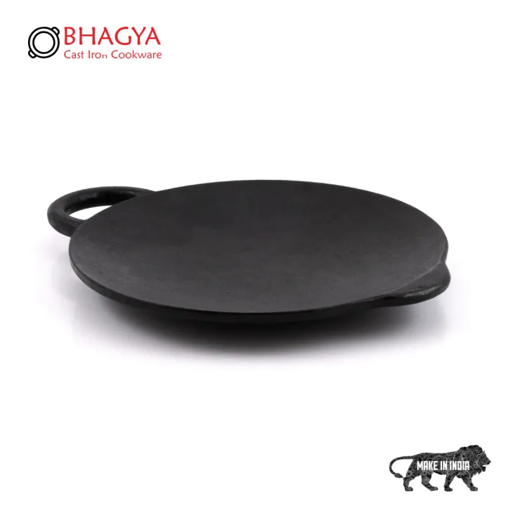 Seasoned%20Iron%20Flat%20Tawa%20%7C%20Dosa%20Flat%20Pan%20%7C%20Traditional%20Design%20%7C%2012%20Inches%20Diameter%20Heavy%20%7C%20Seasoned%20Cast%20/Chapatti%20Pans%20%7C%20Hand%20Crafted%20-%20Image%204