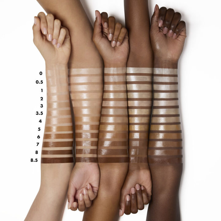 e.l.f.%20Halo%20Glow%20Liquid%20Filter,%20Complexion%20Booster%2031.5ml%20(1.06%20Fl%20Oz%20)%20-%20Image%202