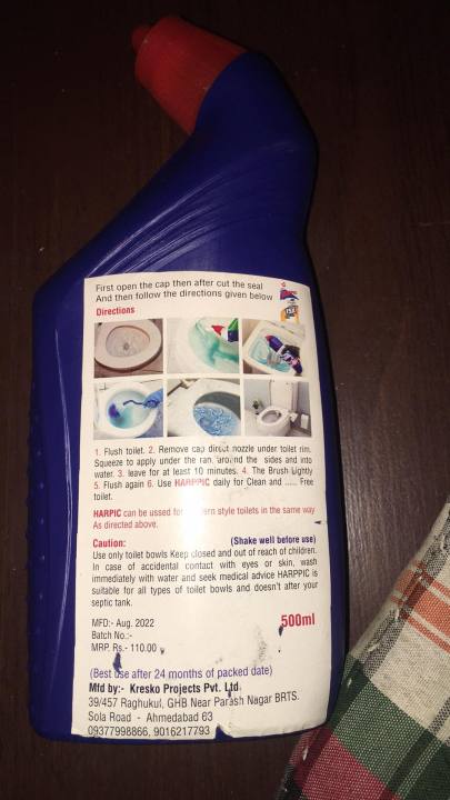Toilet%20cleaner%20Harpic%20-%20Image%202