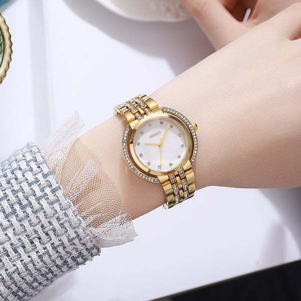 SKMEI%201979%20Fashion%20Goddess%20Watch%20Women%20Luxury%20Rhinestone%20Scale%20Markers%20Waterproof%20Ladies%20Quartz%20Wristwatch%20%20-%20Gold%20-%20Image%203