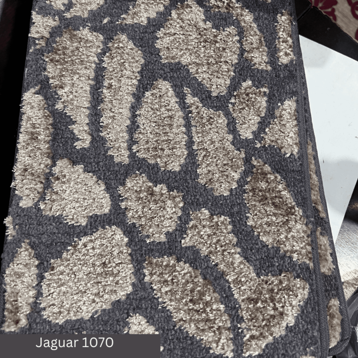 Jaguar%20DIY%20Roll%20Carpet%20-%206.5%20ft%20width%20-%205m%20-%20Image%206