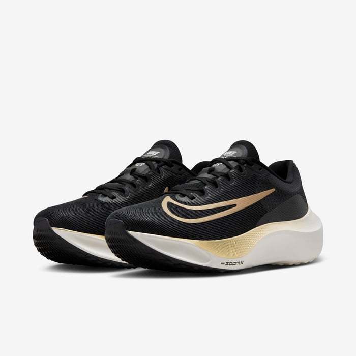 Nike%20Zoom%20Fly%205%20For%20Men%20DM8968-002%20-%20Image%202