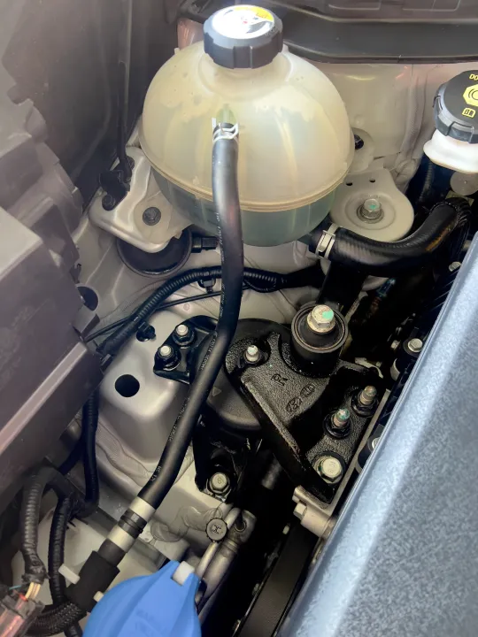 OGAS%20Engine%20-%20Professional%20Engine%20Cleaner%20and%20Degreaser%20%7C%20Cuts%20Heavy%20Grease,%20Grime,%20Oil%20and%20Dirt%20Build%20Up%20%7C%20Car%20Detailing%20-%20Image%205
