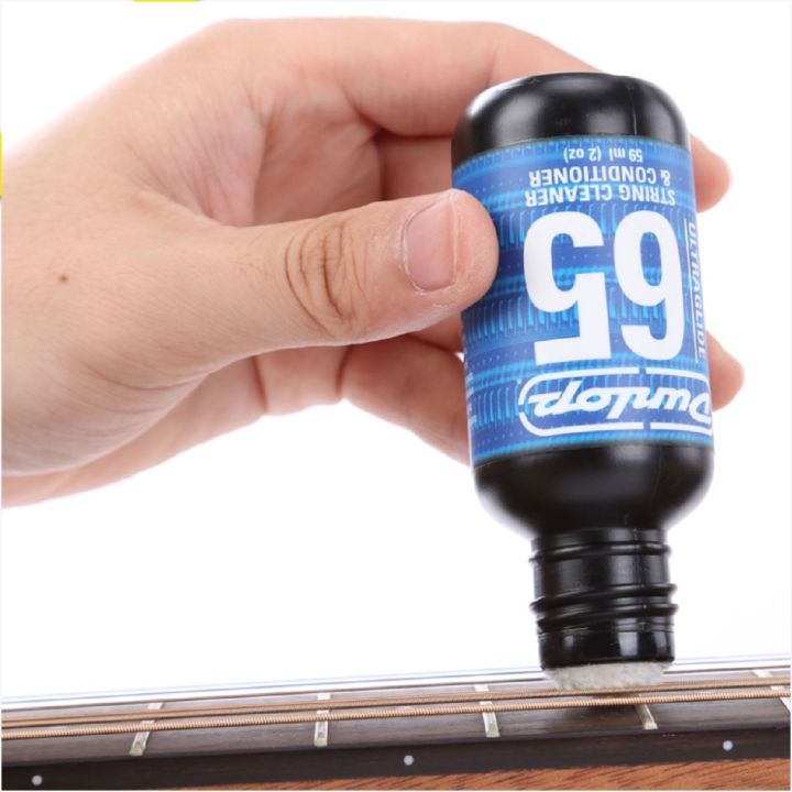 Dunlop%206582%20Ultraglide%20String%20Cleaner%20&%20Conditioner%20-%20Image%203