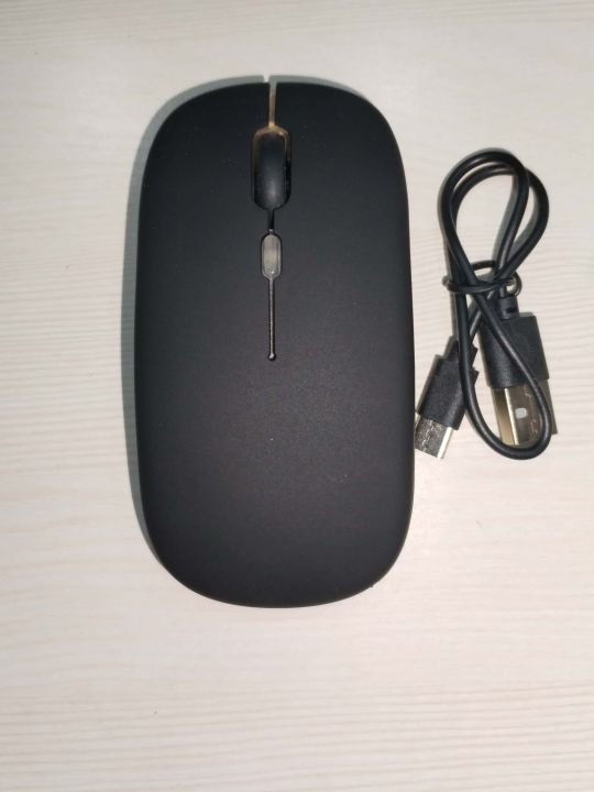 Wireless%20Mouse%20with%20Bluetooth%20and%20Dongole%20with%20Built-in%20Battery%20-%20Image%205