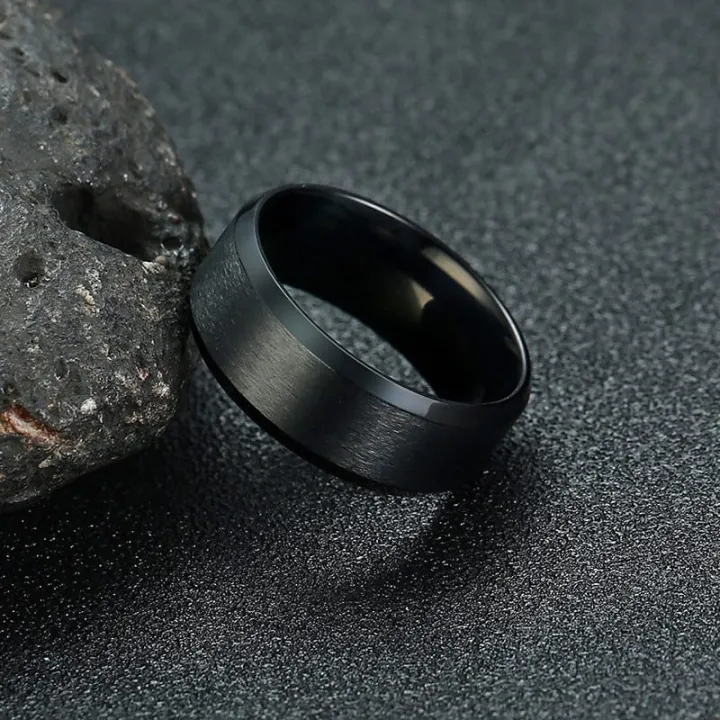Black%20Ring%20For%20Men%20-%20Image%204