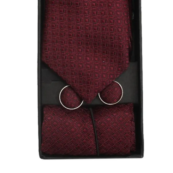 Maroon%20Neck%20Tie%20With%20Cufflinks%20And%20Pocket%20Square%20For%20Men%20-%20Image%204
