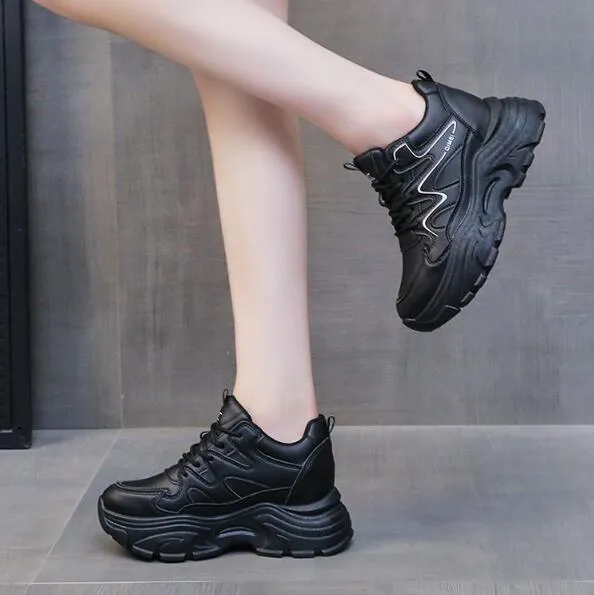 Chunky%20Sneakers%20Women's%20Casual%20Footwear%20Flats%20Vintage%20Thick%20Soled%20Leisure%20Sports%20Shoes%20-%20Image%204