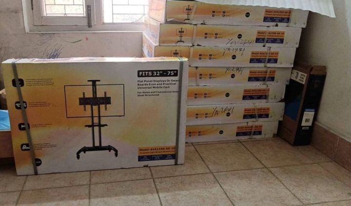 Portable%20TV%20Cart%20Height%20Adjustable%20-%2032%20to%2075%20Inch%20Mobile%20TV%20Stand%20with%20Webcam%20Shelf/Wheels,%20Floor%20Trolley%20for%20School/Office%20-%20Image%208