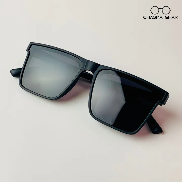 Chasma%20Ghar%20-%20B.S.%20Polarised%20Sunglasses%20%7C%20Unisex%20-%20Image%202
