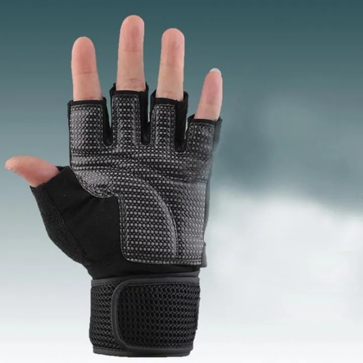 Stylish%20Professional%20Anti-Skid%20Fitness%20Half-Finger%20Gym%20Gloves%20-%20Image%205