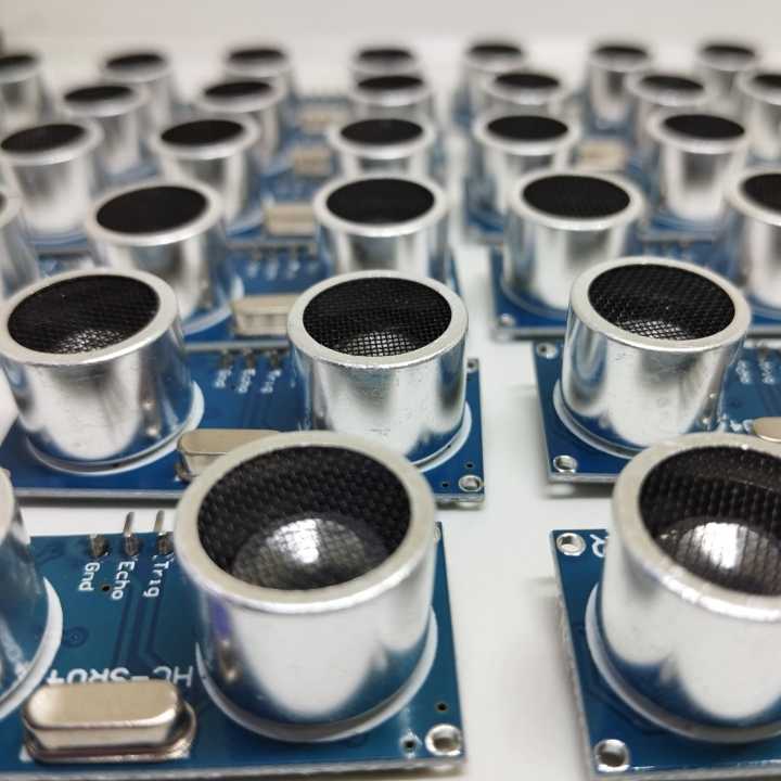 Ultrasonic%20Module%20Distance%20Sensor-HC-SR04%20-%20Image%203