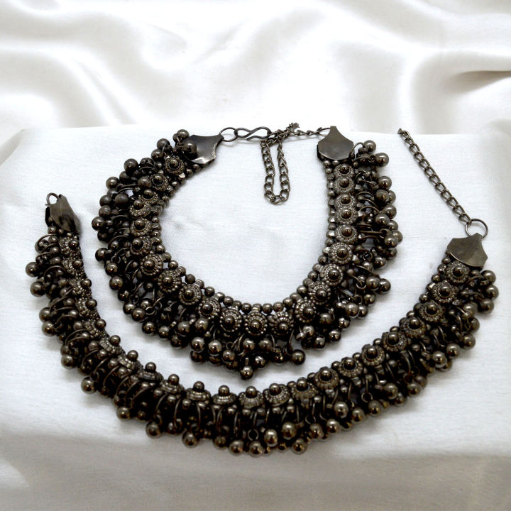 Gold Toned Chunky Metal Ghungroo Style Ethnic Pauju For Women | 27 CM | Non-Audible Beads | Lightweight |