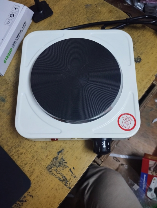 1000W%20Portable%20Electric%20Hot%20Plate%20%E2%80%93%20Fast%20Heating%20Single%20Burner%20Stove%20for%20Home%20Kitchen%20&%20Travel%20-%20Image%206