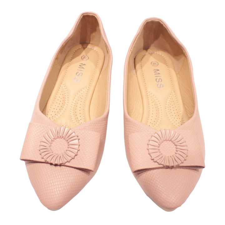 Pink%20Miss%20Buckle%20Design%20Closed%20Shoes%20For%20Women%20-%20Image%203