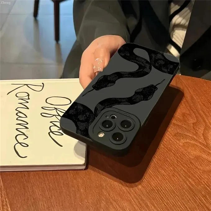 Zheng%20Cool%20cover%20anti-Y2KXSMaxPro121416iPhone%20in%20the%20shell%20printed%20snake%20Luxury%20print%20black%20flower%20mobile%20phone%20for%20151311XR78Plus%20drop%20-%20Image%204