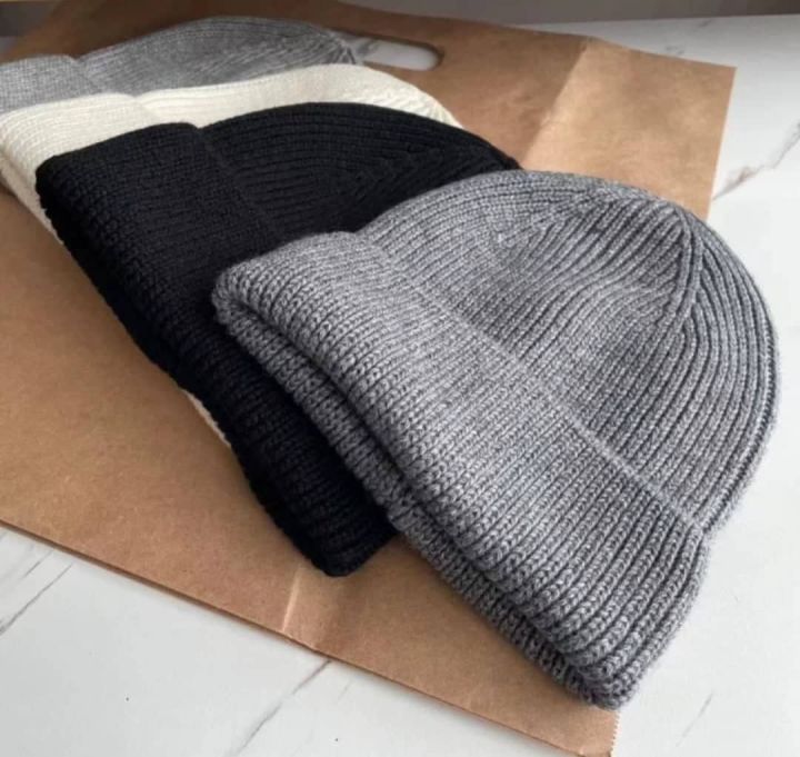 Fashion%20Knitted%20Hats%20Beanie%20For%20Unisex%20-%20Multicolor%20%7C%20Free%20Size%20%7C%20Fashion%20%7C%20Beanie%20Caps%20For%20Men%20And%20Women%20%7C%20Winter%20Wear%20%7C%20-%20Image%205