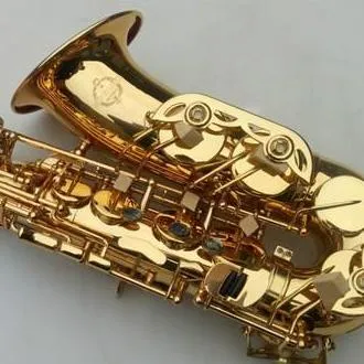 SAXOPHONE%20Musical%20Instrument%20with%20Hard%20Case%20-%20Image%202