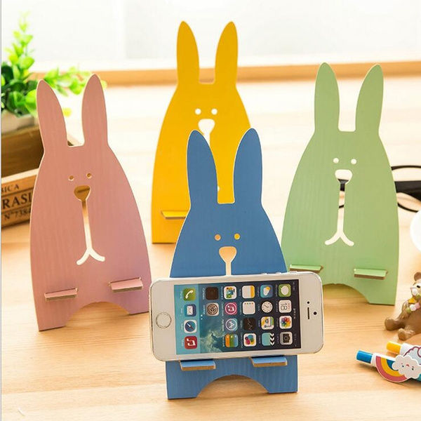 2Pcs Rabbit/Cat Wooden Mobile Phone Stand - Random Color