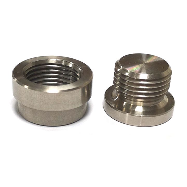 Universal%20O2%20Sensor%20Stepped%20Mounting%20Boss%20and%20Plugs%20M18X1.5%20Hex%20Plug%20Kit%20Stainless%20Steel%20for%20Cars%20and%20Trucks%20-%20Image%204