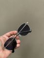Elegant Men's Classic  Silver Frame Sunglasses with Black Lens - Hi-Quality Fashion Eyewear. 