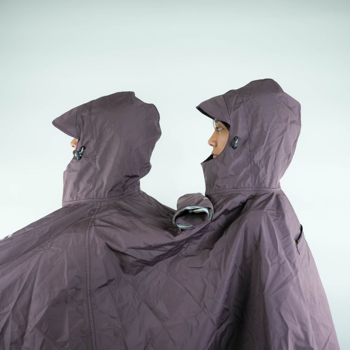 Navigate%20Poncho%20Raincoat%20-%20Image%2010