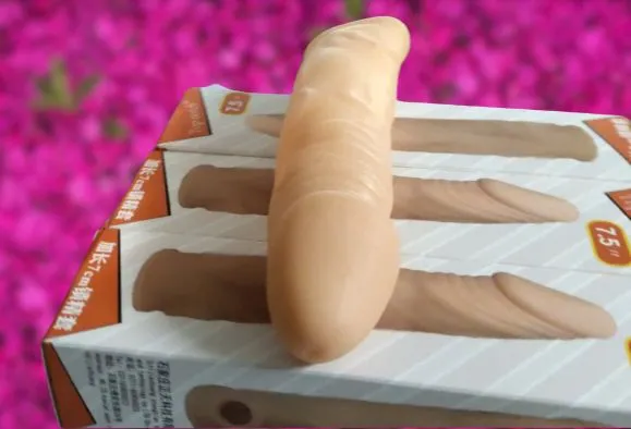 Soft%20Silicone%20Penish%20Extender%20Reusable%20Sleeve%20%20Dildoo%20Enlargement%20Condom%20Ss-7%20-%20Image%206