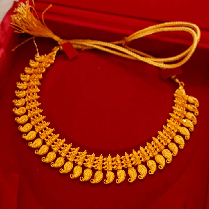 Gold%20Polished%20Necklace%20Bridal%20Haar%20For%20Partywear%20%7C%20Behuli%20Design%20Necklace%20Haar%20Gold%20Design%20Necklace%20For%20Wedding%20Partywear%20Necklace%20Gold%20Looks%20Necklace%20Big%20Size%20Necklace%20For%20Behuli%20New%20Design%20Necklace%20Design%20For%20Marriage%20Sano%20Haar%20Behuli%20Necklace%20-%20Image%202