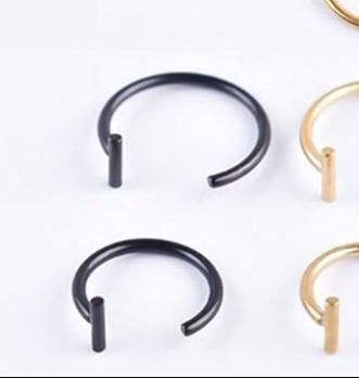 3%20In%201%20Fake%20Piercing%20Stud%20Set%20Ear%20Lip%20Nose%20Rings%20Fake%20Diaphragm%20Clip%20Lip%20Hoops%20-%20Image%206