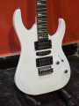 Sqoe Electric Guitar - White | Sqoe 24 Fret 6 Strings Electric Guitar | White Gloss Finish Electric Guitar. 