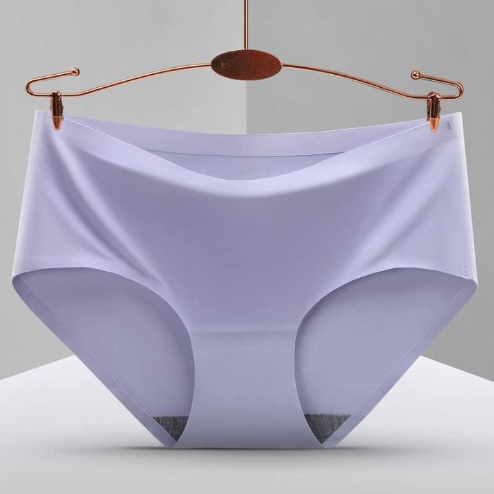 2%20Pcs%20Seamless%20Panty%20-%20Underwear%20-%20Ice%20Silk%20Panties%20For%20Women%20-%20Image%204