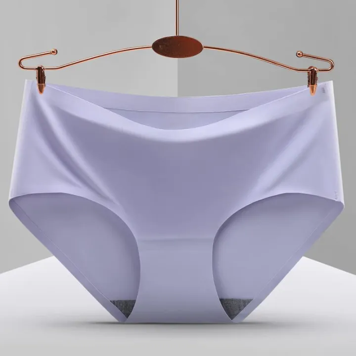 2%20Pcs%20Seamless%20Panty%20-%20Underwear%20-%20Ice%20Silk%20Panties%20For%20Women%20-%20Image%204