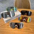 Hiking and ski goggles, new UV-resistant fashion sunscreen outdoor cycling goggles, fashionable colorful sunglasses. 