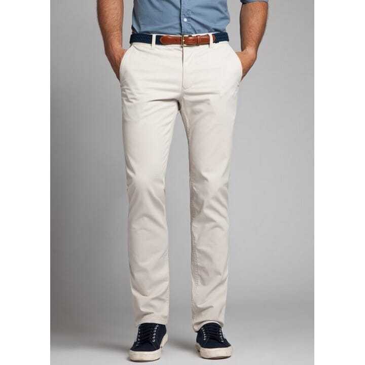 Best Fitting Solid Chinos For Men