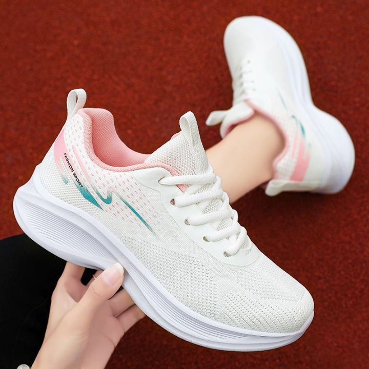Shoes women 2024 spring and autumn new flying woven casual shoes factory direct soft bottom breathable foreign trade breathable sports shoes women