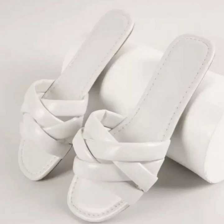 Women's%20Flat%20Sandal%20Summer%20Breathable%20Hollow%20out%20Slip-On%20Casual%20Comfortable%20PU%20Leather%20Sandals%20-%20Image%202