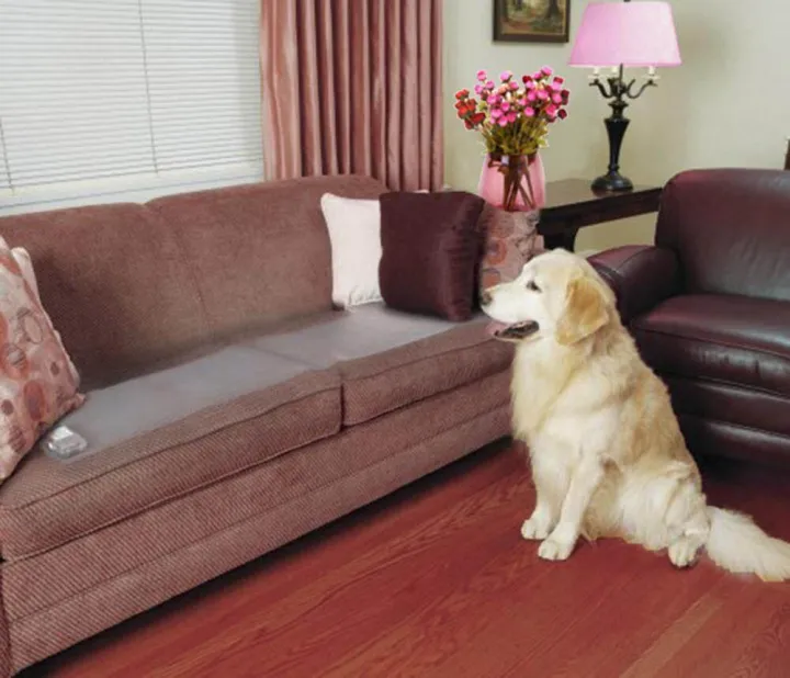 Dog%20Static%20Isolation%20ScatMat%20Electronic%20Pet%20Training%20Shock%20Mat%20For%20Dogs%20Cats%20-%2060%20X%2012%20Inches.%20-%20Image%208