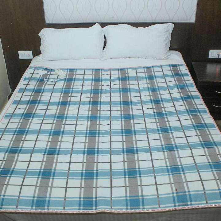 Electric Blanket With Heat Controller: Medium (132 X 165 Cms)