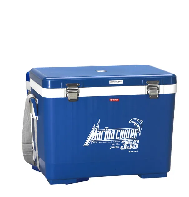 Marina%20Cooler%20Box%2035%20S%20(33%20Litres)%20-%20Image%202