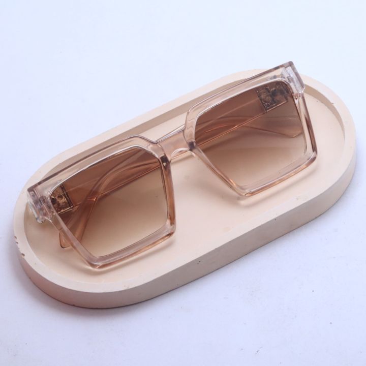 LB%20Square%20Black%20Polycarbonate%20Frame%20Sunglasses%20For%20Women%20-%20Black%20%7C%20Fashion%20Black%20Sunglasses%20For%20Women%20-%20Image%205