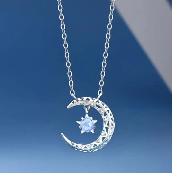 Aurora%20Premium%20Galaxy%20Moon%20Necklace%20%20For%20women%20-%20Image%207
