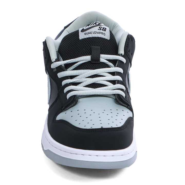 Unisex%20Black%20Color%20SB%20Dunk%20Low%20Pro%20Sneakers%20-%20Image%207