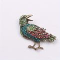 1 piece of new fall and winter can be done Thanksgiving Christmas bird brooch, novelty elegant and beautiful versatile, can enhance personal charm, suitable for travel party daily wear, decorative clothes bags hats. 