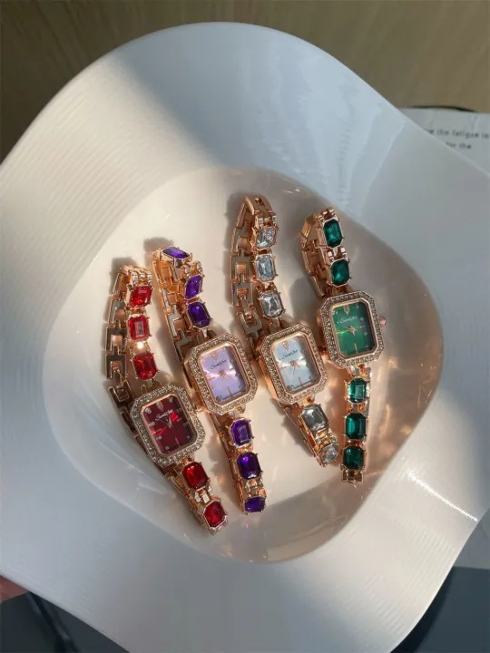 %E3%80%90High-quality%E3%80%91unlifex%20Chanel%20Style%20Square%20Diamond%20Watch%20for%20Women,%20Gold%20Cube%20Chain,%20Vintage%20Exquisite%20Watch%20-%20Image%205