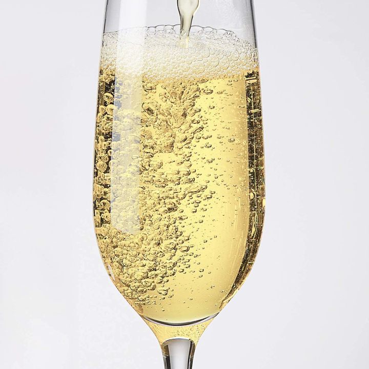 Set%20of%206%20Glass%20Champagne%20Flute%20Wine%20Glasses%20%20200%20ml%20Long%20Steam%20Lead%20Free%20Wine%20Glass%20-%20Image%205