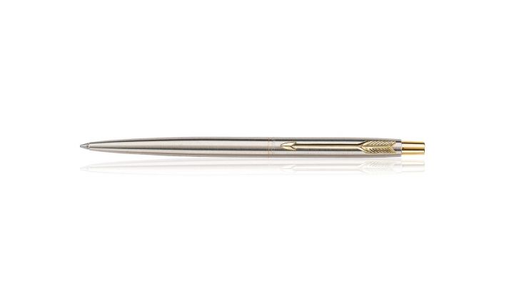 Parker%20Classic%20Stainless%20Steel%20GT%20Ball%20Pen%20-%20Image%204