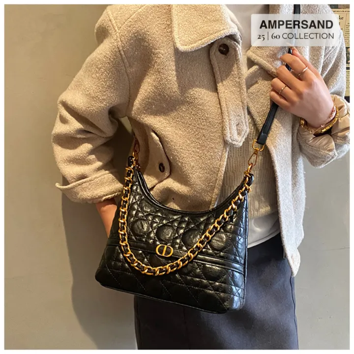 AMPERSAND%2025%20%7C%2060%20%20%7C%20Glossy%20Premium%20PU%20Leather%20Ladies%20Handbag%20%7C%20Shoulder%20Bag%20For%20Girls%20%7C%20Crossbody%20Bag%20For%20Women%20%7C%20Chain%20Handle%20Fashion%20Bag%20%7C%20Check%20Design%20Hand%20Bag%20For%20Women%202160%20-%20Image%207
