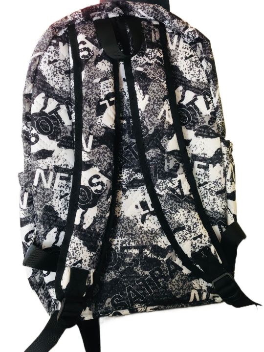 Waterproof%20School%20Backpack%20for%20Unisex%20Kids%20%7C%20Adjustable%20Strap%20with%20Zipper%20%7C%20Load%20Reducing%20for%20Daily%20Use%20-%20Image%203