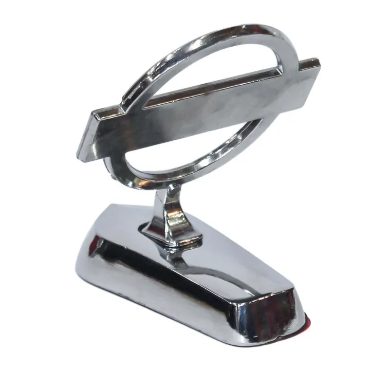 Nissan%20Bonnet%20Logo%20-%20Image%203